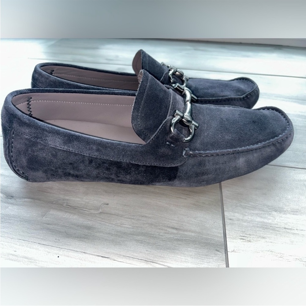 Salvatore Ferragamo Gray Loafers with Classic Elegance